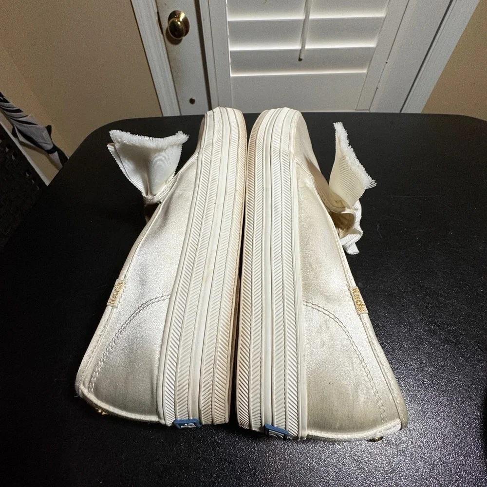 Kate Spade  ked’s satin bow slip on sneakers 9.5